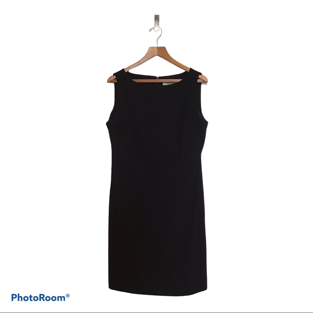 Amanda Smith black dress